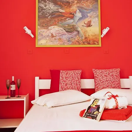 Anastasias Apartment Iria